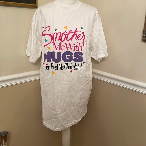 Vintage Peacock Papers T-shirt   “SMOTHER ME WITH HUGS , THEN FEED ME CHOCOLATE” - Picture 1 of 4